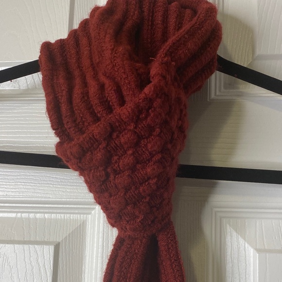 Red Knit Scarf with Fringe - Picture 2 of 3